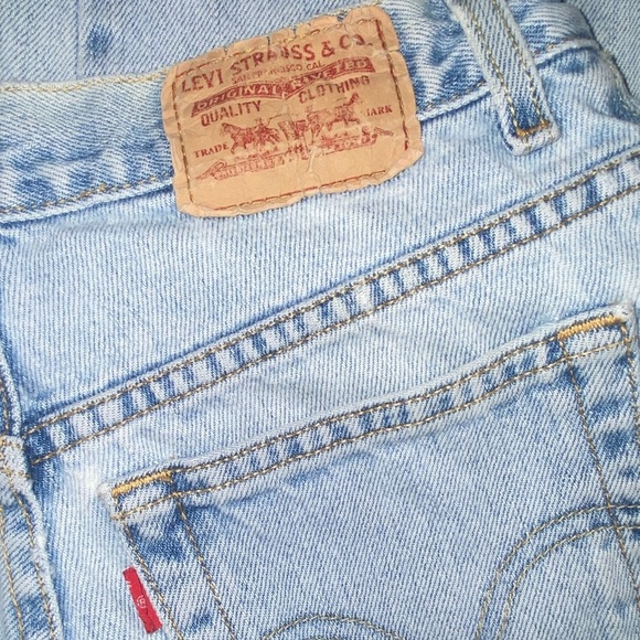 LEVI’S 550 Relaxed Tapered Grunge Jeans Vintage Faded Blue Denim Size 8 Short - Picture 4 of 5